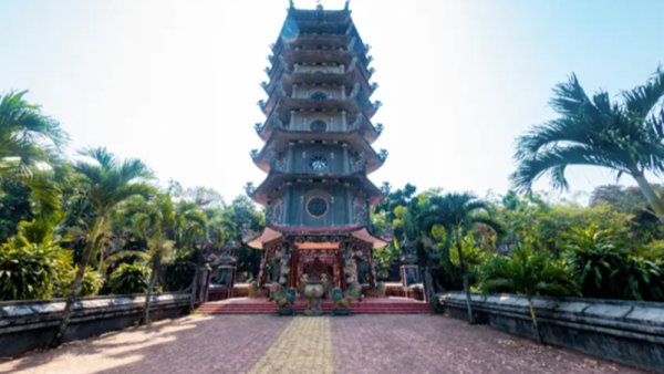 Chùa Thiên Ấn - ngôi cổ tự linh thiêng bên núi Ấn sông Trà