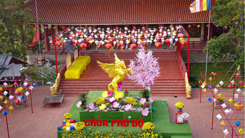 Khóa tu "Một ngày an lạc" tại chùa Phổ Độ, Hà Tĩnh