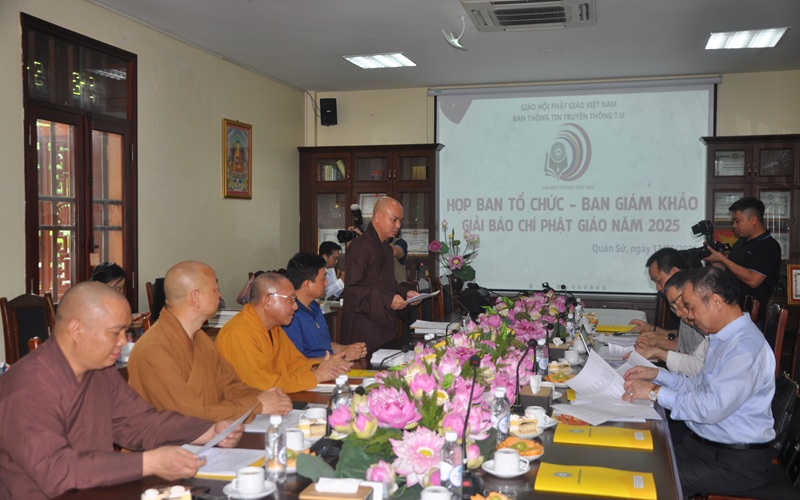 Đại đức Th&iacute;ch An Đạt ph&aacute;t biểu