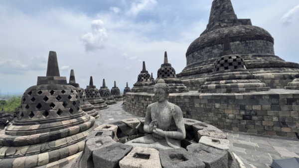 Công trình phiên dịch Đại Tạng Kinh bằng tiếng Indonesia