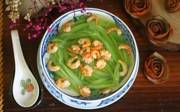 Hè về, nhớ bát canh bầu mẹ nấu