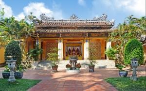 Phật giáo Triều Nguyễn trong việc định hình bản sắc văn hóa Huế