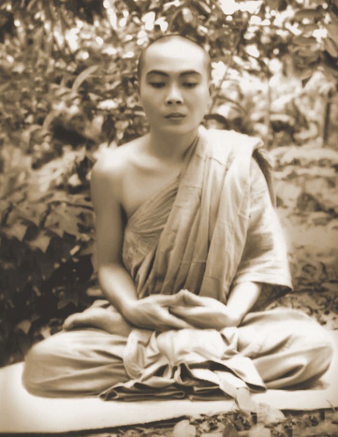 Tổ Sư Minh Đăng Quang (1923 - 1954), người khai s&aacute;ng ra Phật gi&aacute;o Khất Sĩ Việt Nam.