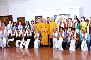Một cõi Sen, một miền tỉnh thức