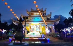 Mùa hạ năm ấy đưa tôi đến với đạo Phật