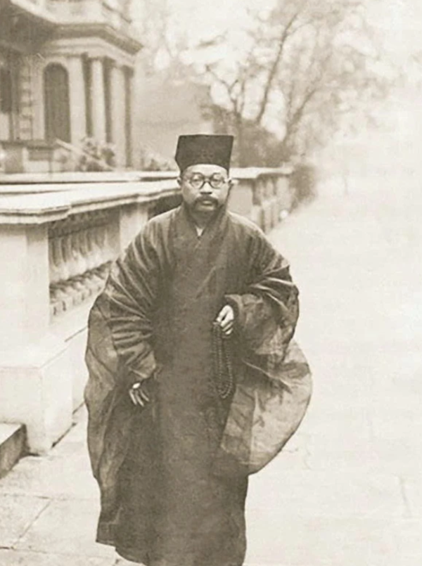Đại sư Th&aacute;i Hư 