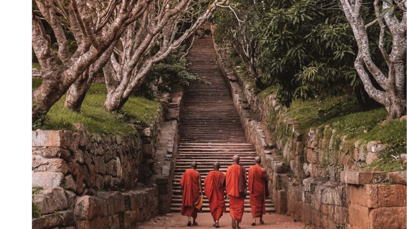 Phật giáo Theravāda ở Sri Lanka và góc nhìn so sánh với Việt Nam