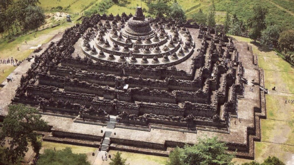 Thánh địa Borobudur, Indonesia: Phục dựng biểu tượng Phật giáo và bài toán bảo tồn di sản