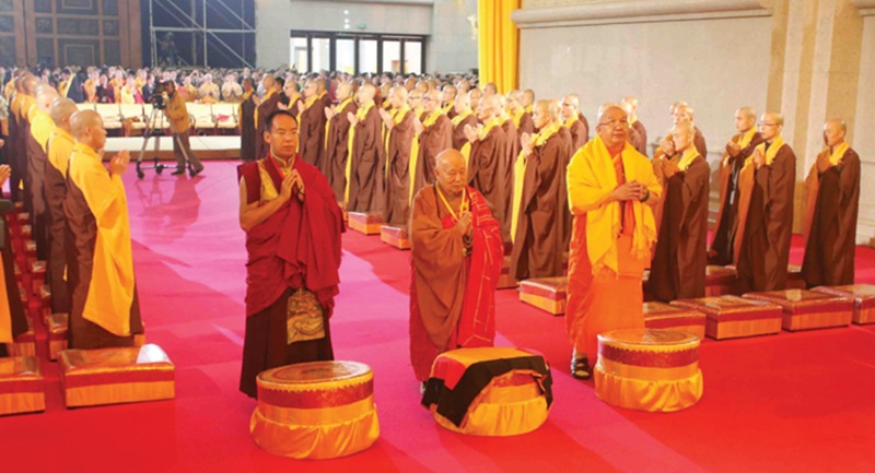 C&aacute;c đại diện từ ba truyền thống Phật gi&aacute;o hiện đại ch&iacute;nh tham dự Đại hội
to&agrave;n thể lần thứ 27 của Hội Phật gi&aacute;o Thế giới, năm 2014. - Ảnh: Sưu tầm