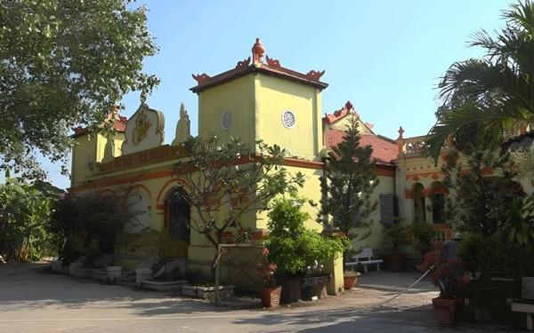 Hạ trường Liên Hoa