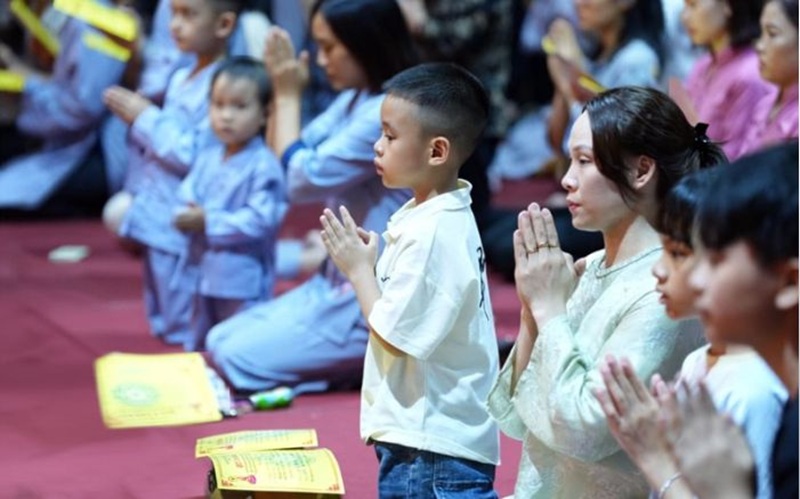 Quy y Tam bảo và ý nghĩa kiến tạo và phát triển nhân cách trẻ em