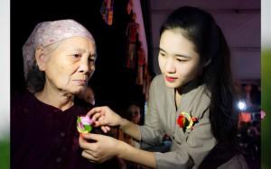Truyện ngắn “bông hồng cài áo”