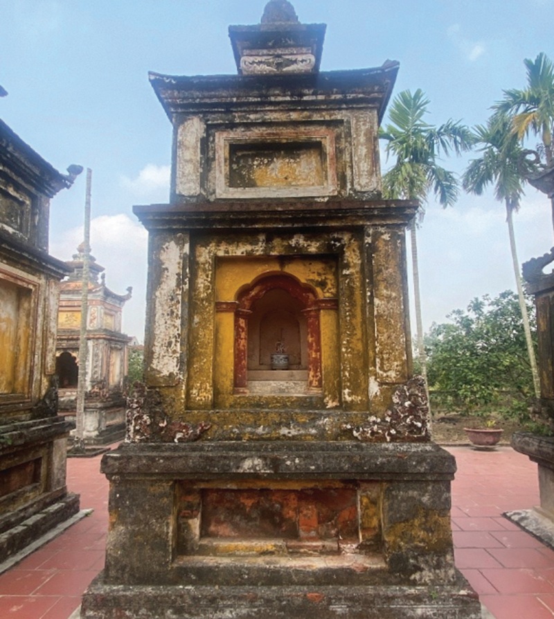 Tịnh Quang th&aacute;p - Ảnh: T&aacute;c giả