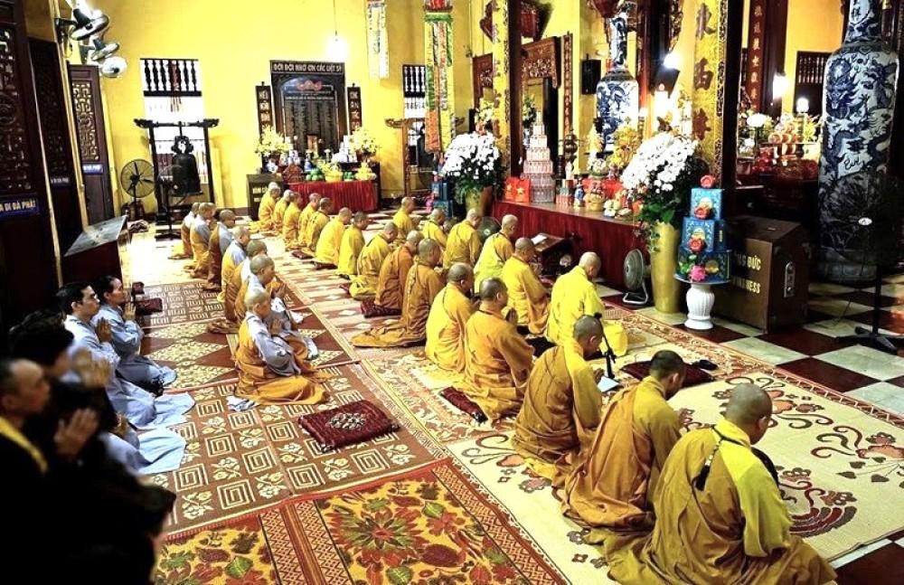 Ý nghĩa Tạ pháp và tuổi Đạo trong mùa An cư Kiết hạ