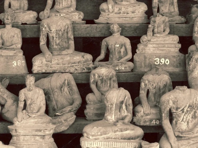 Những bức tượng Phật bị vỡ. Hậu quả của c&aacute;c cuộc n&eacute;m bom của Mỹ trong Chiến tranh Việt Nam. | HeyItsWilliam / flickr Creative Commons