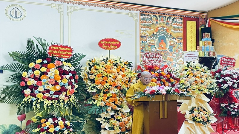 HT. TS Th&iacute;ch Gia Quang ph&aacute;t biểu trong buổi lễ ra mắt