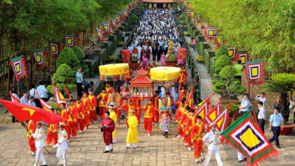Chùa Thiên Quang (Viễn Sơn cổ tự) - kiệt tác tâm linh giữa lòng Đền Hùng
