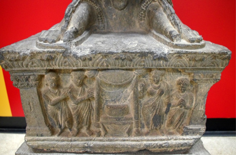 Đ&acirc;y l&agrave; một hiện vật kh&aacute;c với Fig. 6